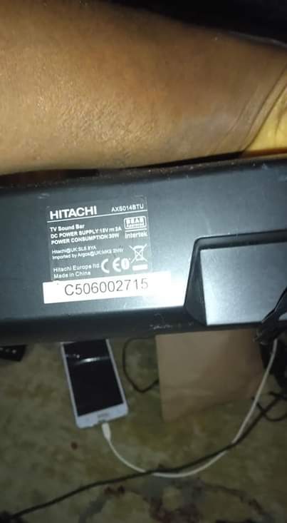 A picture of 0fa boss kalewa nauza Hitachi sound bar 180k. Ni mtumba