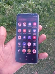 A picture of Samusang galaxy s8