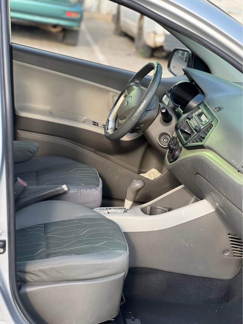 A picture of Kia morning