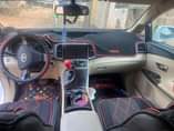 A picture of 2010 11 Toyota Venza
