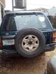 A picture of 2000 Nissan Pathfinder