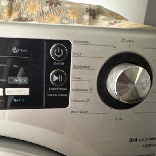 A picture of Washing machine