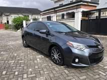 A picture of TOYOTA COROLLA 2014
