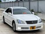 A picture of Toyota crown athletic