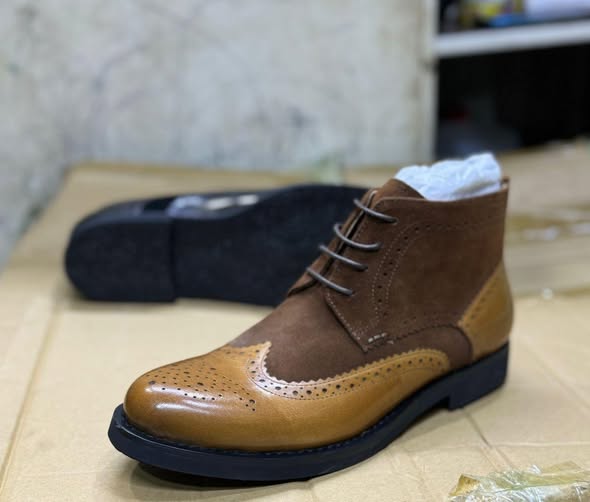 A picture of Office boot shoes