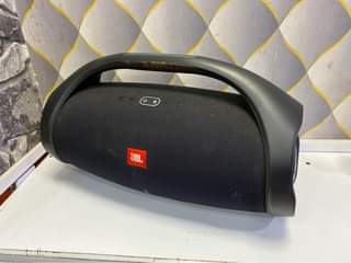A picture of Jbl boombox 2 Bluetooth rechargeable powerful speaker at only 800k
