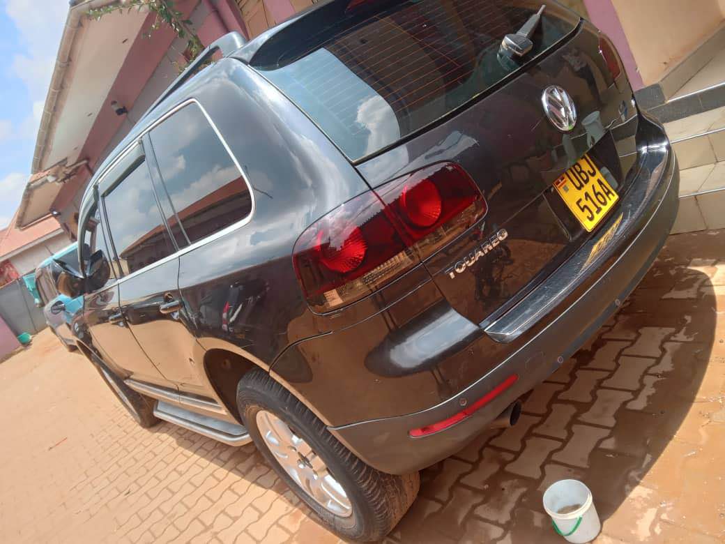 A picture of V VW Touareg V6 model 2009 on Sale