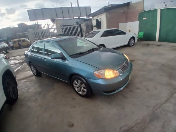 A picture of Super clean registered 2007 toyota corolla LE