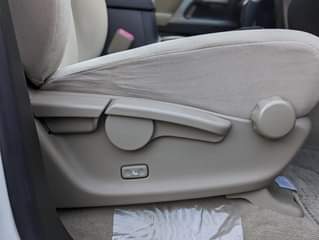 A picture of Land cruiser vx V8