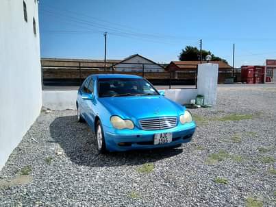mercedes benz c200