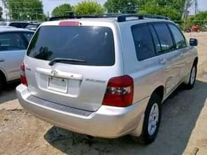 A picture of VERY CLEAN AND NEAT DIRECT TOKUNBO Make toyota highlander Model