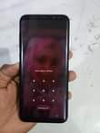 A picture of Sumsung s8 gb 64