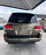 A picture of NIGERIAN USED 2015 LEXUS LX570 PREMIUM Thumbstart Navigation System Sunroof
