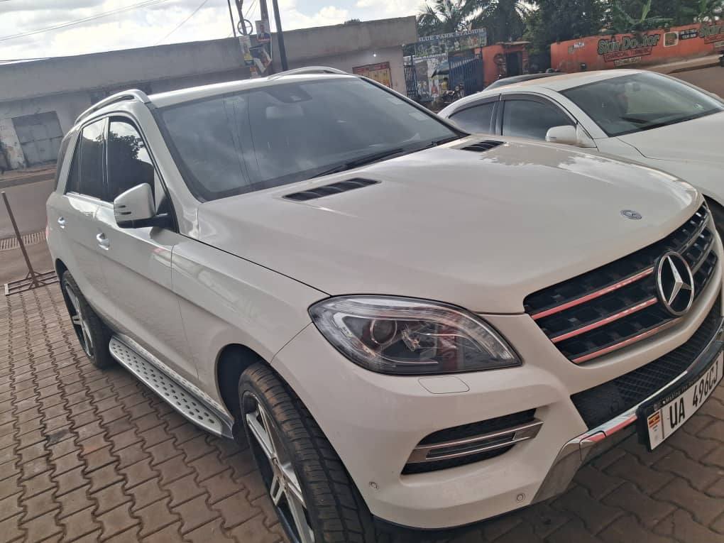 A picture of MERCEDES BENZ ML