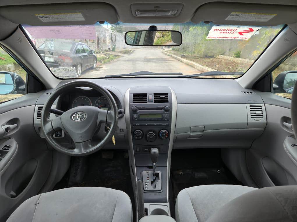 A picture of Toyota Corolla 2010