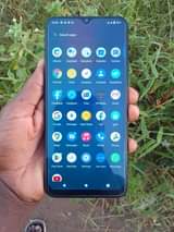 A picture of Vivo y2026 gb32 ram3 net4g finger pemben krek moja kdg