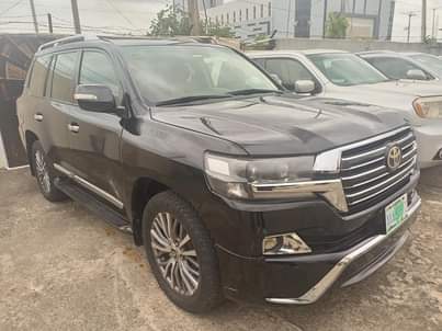 A picture of Toyota Landcruiser For Sale 2012 upgraded to 2016