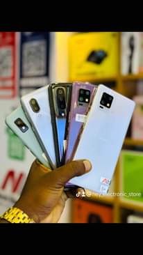 A picture of AQUOS SMART PHONE USED CLEAN CONDITION ZIPO DUKANI 0760335363