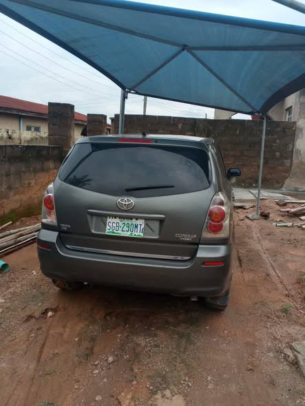 A picture of 2006 Toyota Verso