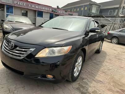 A picture of TOTOTA CAMRY LE 2008