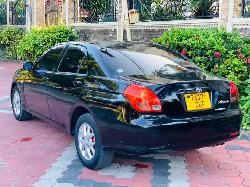A picture of TOYOTA VEROSA