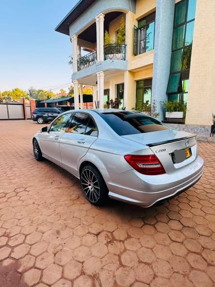 mercedes benz c200