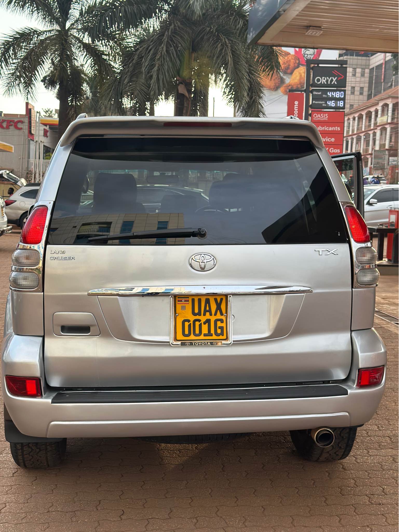 A picture of 2008 Toyota land cruiser
