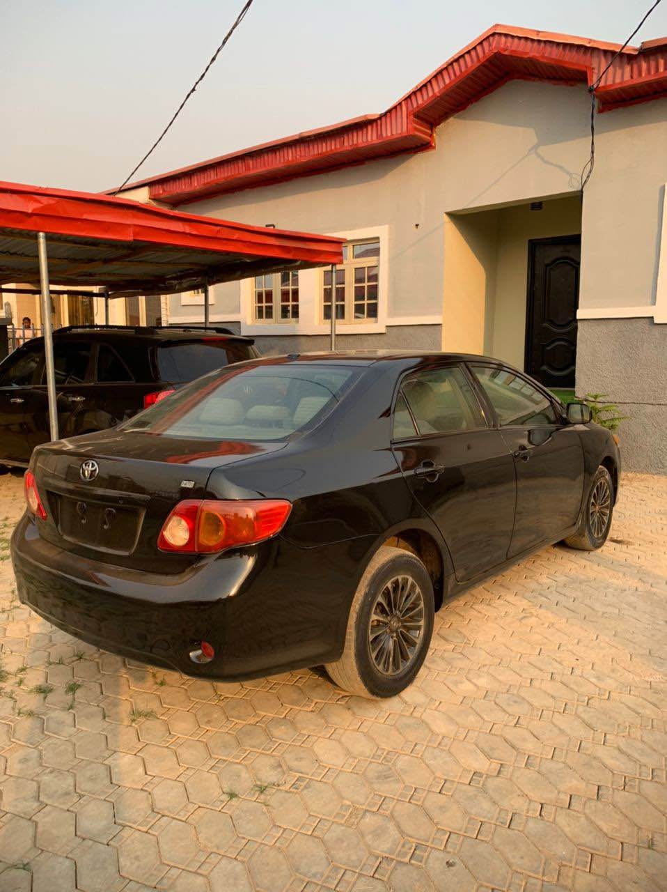 A picture of Clean Toyota Corolla