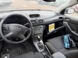 A picture of Toyota Avensis 05 manual