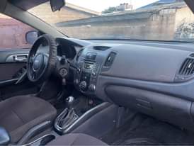 A picture of Kia CERATO 2013