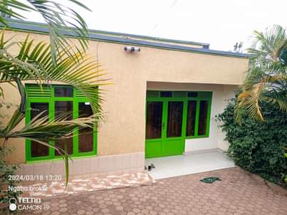 self compound houses