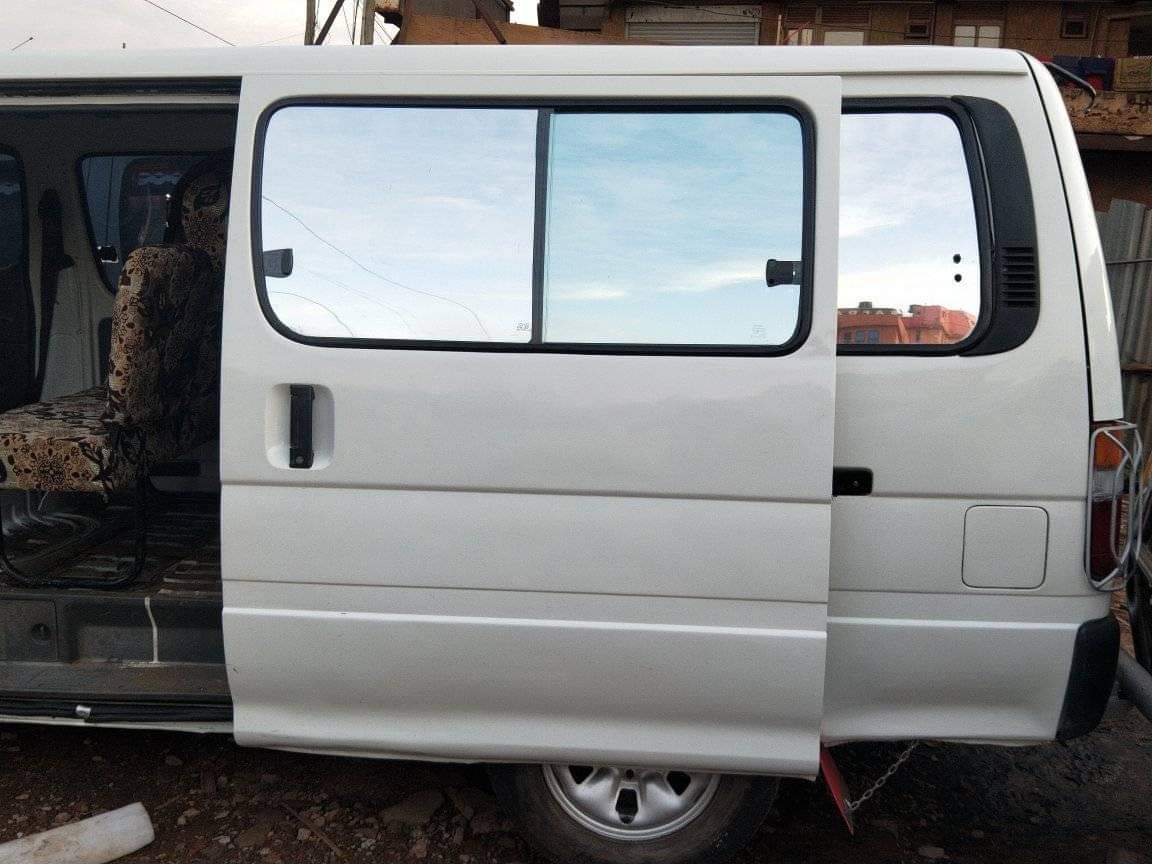 A picture of HIACE AUTOMATIC 3L ENGINE