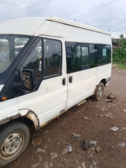 A picture of Ford Van