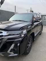 A picture of TOYOTA LAND CRUISER 2021