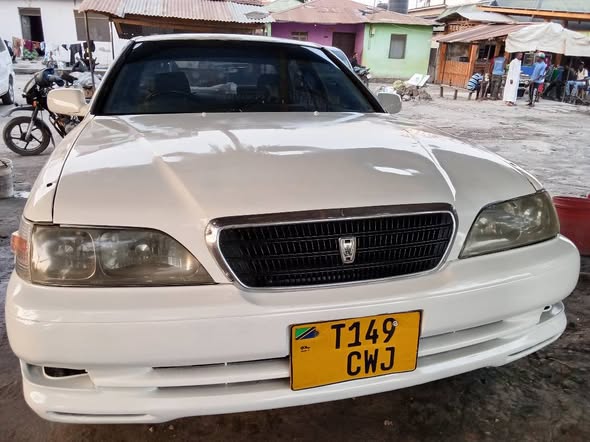 A picture of TOYOTA CRESTA GX100