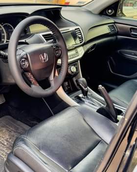 A picture of RELIABLE SEDAN EXTREMELY CLEAN Foreign Used 2013 HONDA ACCORD EX