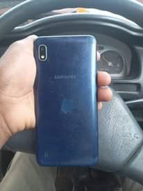 A picture of Samsang a10 ram 2 gb 32