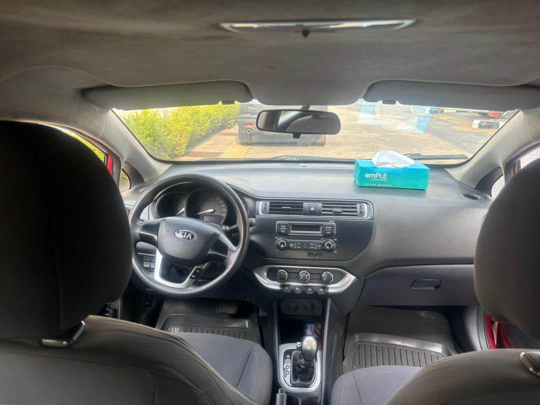 A picture of Perfectly working KIA RIO 2013