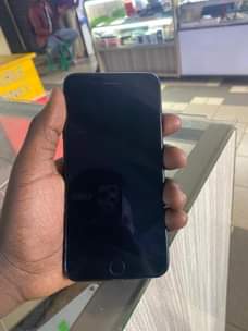 A picture of IPhone 7 plus