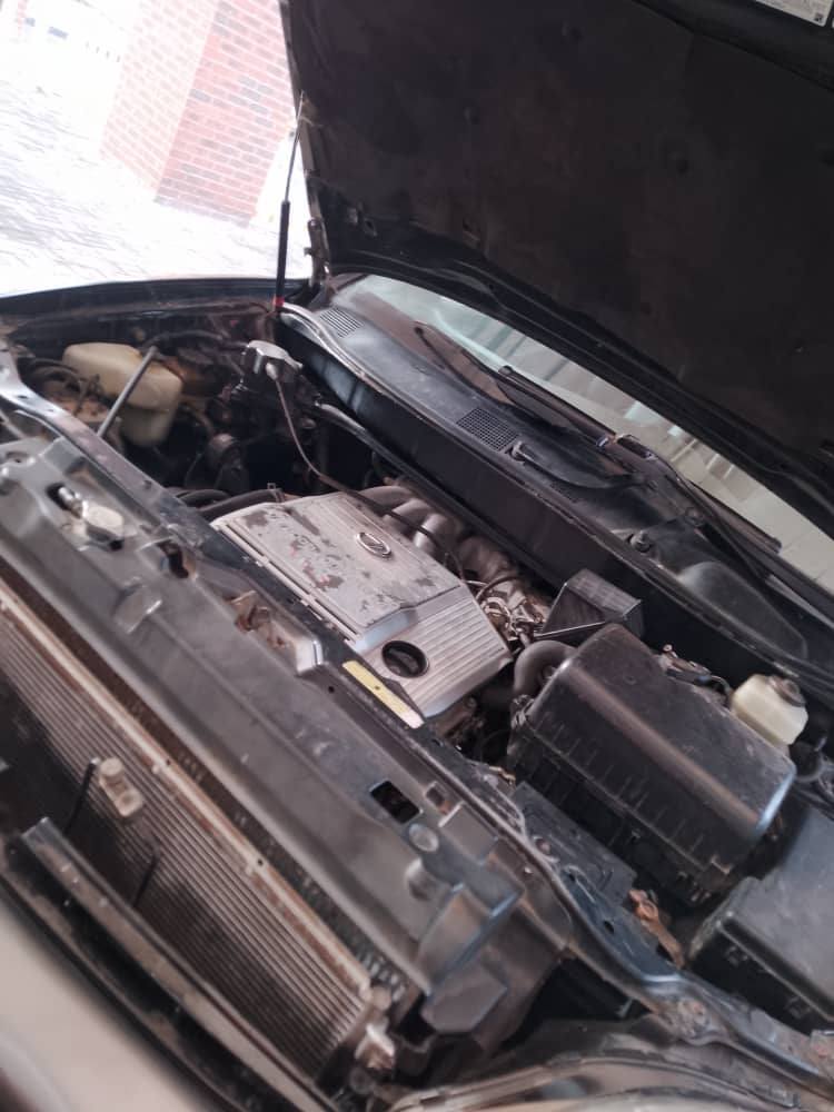 A picture of REGISTERED MAKE LEXUS MODEL RX300 YEAR 2004 CONDITION BUY AND