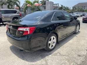 A picture of Clean Toyota Camry SE 2012 Everything working perfectly well Nothing