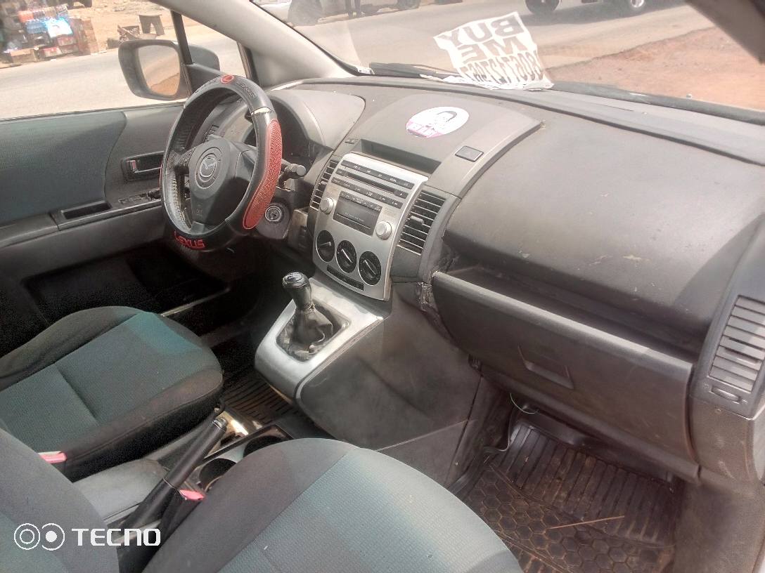 A picture of Mazda 5