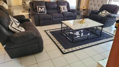 classifieds/furniture sofas