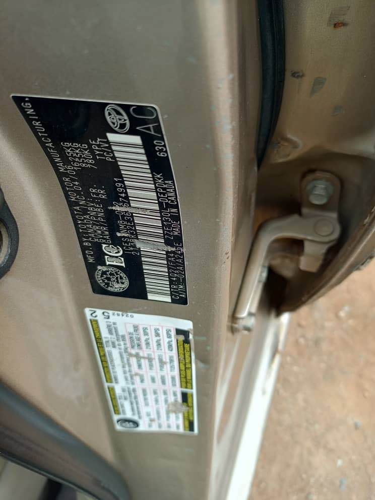 A picture of 2006 Toyota corolla