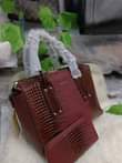 A picture of Elegant handbag