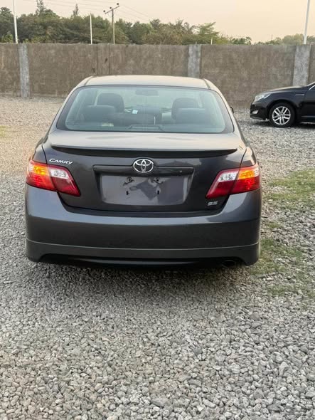A picture of EXTREMELY CLEAN DIRECT BELGIUM 2009 TOYOTA CAMRY SE ACCIDENT FREE