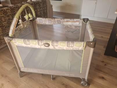 baby cot bed