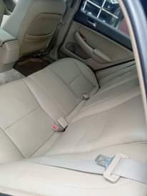 A picture of Ford explorer 2008 pre owned red