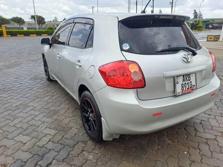 toyota auris