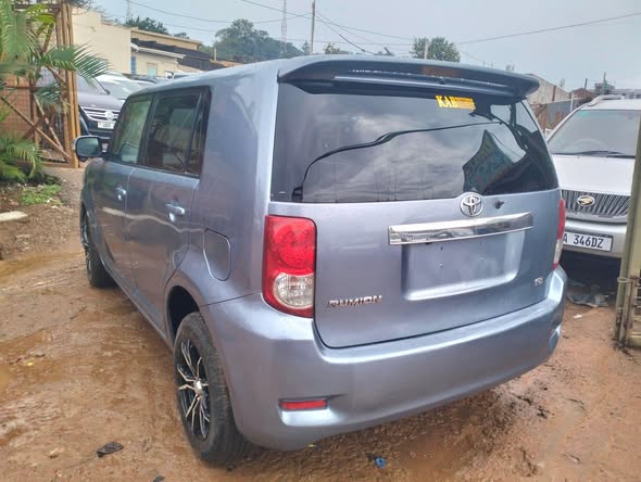 A picture of Toyota Rumuon model 2008